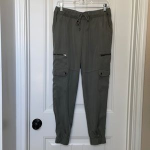 Banana Republic jogger pant, sz S, green, drawstring waist, side pockets